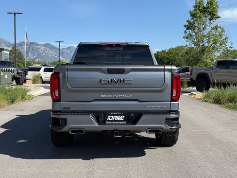 Used 2019 GMC Sierra 1500 Denali w/ Denali Ultimate Package AWD/4WD image 11