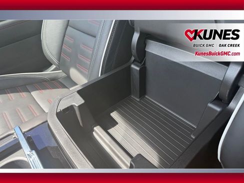 Used 2026 GMC Yukon AT4 Ultimate w/ LPO, Floor Liner Package AWD/4WD image 23