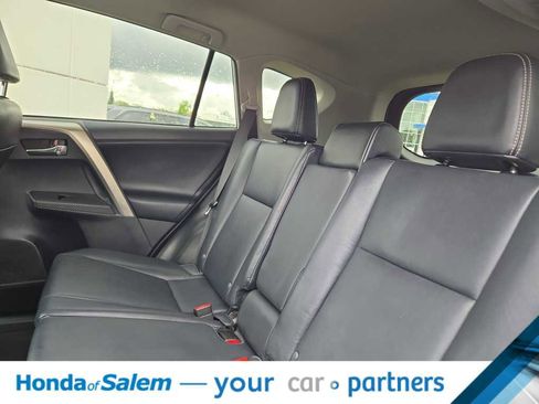 Used 2014 Toyota RAV4 Limited w/ Technology Package AWD/4WD image 13