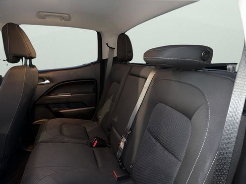 Used 2019 Chevrolet Colorado LT image 19