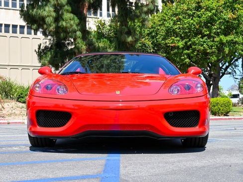 Used 2001 Ferrari 360 Spider RWD image 2