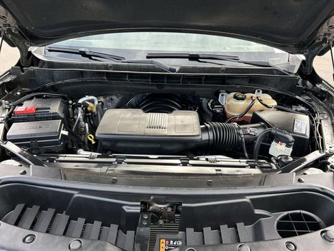 Used 2021 GMC Yukon SLT w/ Rear Media and Nav Package image 30