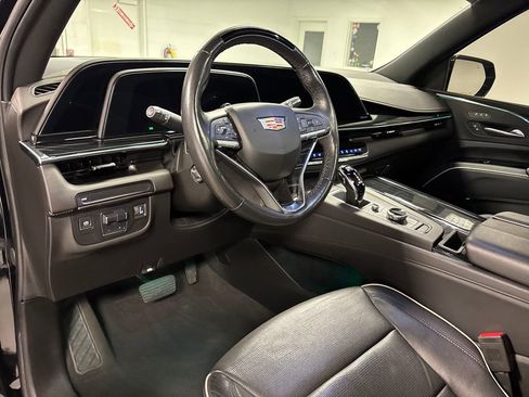 Used 2024 Cadillac Escalade Sport image 30