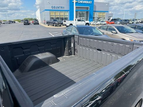 Used 2024 Chevrolet Silverado 1500 High Country w/ High Country Premium Package image 12