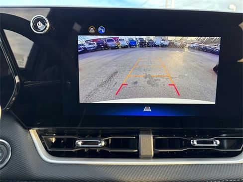 New 2026 Chevrolet Equinox LT image 19