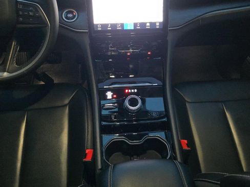 Used 2023 Jeep Grand Cherokee 4WD 4xe image 9