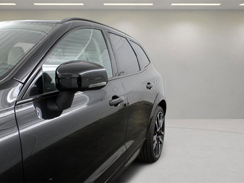 New 2025 Volvo XC60 B5 Ultra w/ Protection Package Premier image 35