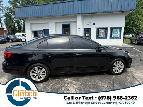 Used 2015 Volkswagen Jetta SE FWD image 6