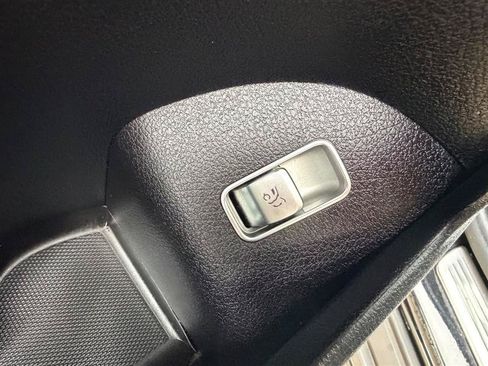 Used 2020 Mercedes-Benz GLE 350 4MATIC image 34