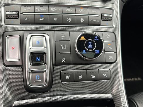 Used 2023 Hyundai Santa Fe Limited AWD/4WD image 23