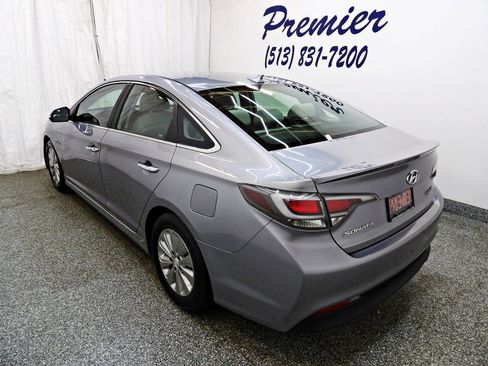 Used 2016 Hyundai Sonata SE FWD image 4