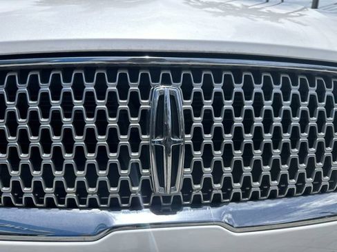 Used 2020 Lincoln MKZ Reserve w/ Elements Package AWD/4WD image 10