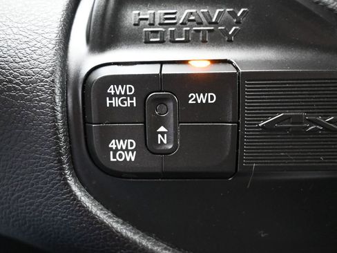 Used 2024 RAM 2500 Big Horn image 25