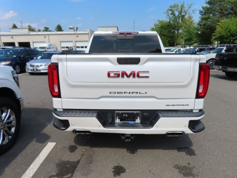 Used 2019 GMC Sierra 1500 Denali w/ Denali Ultimate Package AWD/4WD image 6