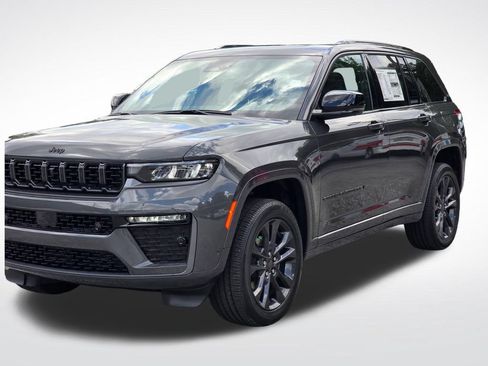 New 2026 Jeep Grand Cherokee Limited AWD/4WD image 42