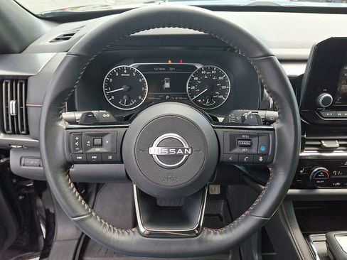 Used 2023 Nissan Pathfinder Rock Creek AWD/4WD image 18