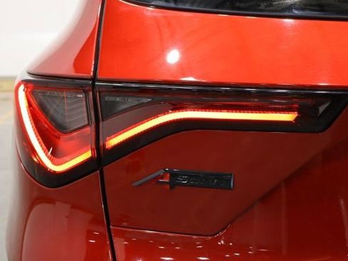 Used 2022 Acura MDX A-Spec image 44
