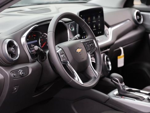 Used 2025 Chevrolet Blazer LT w/ Midnight/Sport Edition image 10