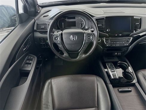 Certified 2023 Honda Ridgeline Black Edition image 4