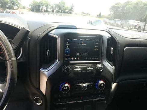 Used 2021 Chevrolet Silverado 3500 LTZ w/ LTZ Plus Package AWD/4WD image 9