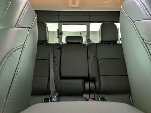 New 2025 Jeep Gladiator Rubicon w/ Convenience Group image 27