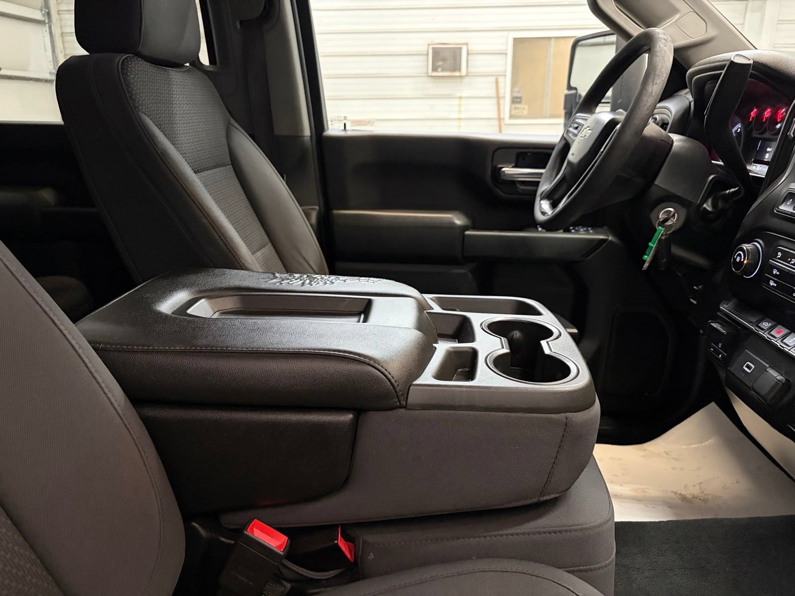 Used 2020 Chevrolet Silverado 2500 Custom w/ Custom Value Package AWD/4WD image 27