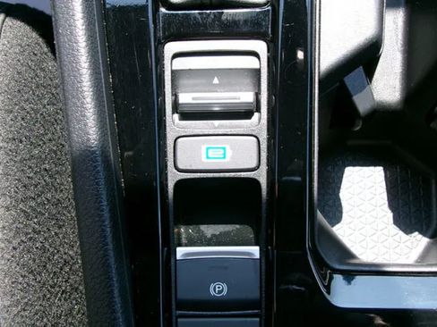 Used 2024 Honda Accord EX-L image 19