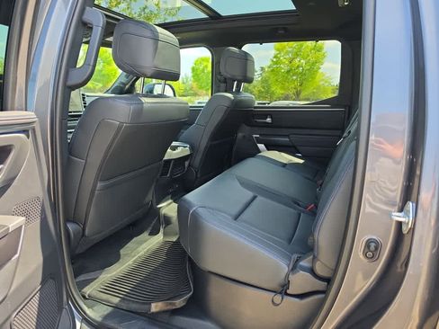 Used 2023 Toyota Tundra Platinum AWD/4WD image 27
