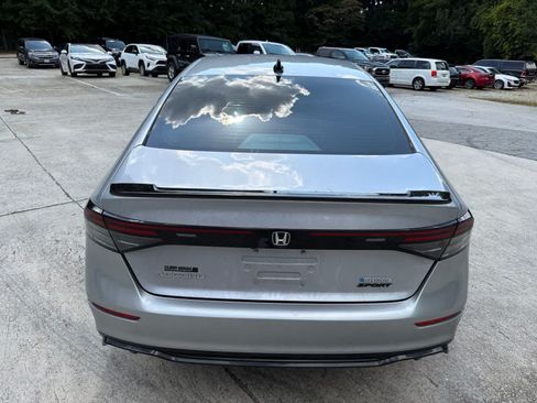Used 2023 Honda Accord Sport image 10