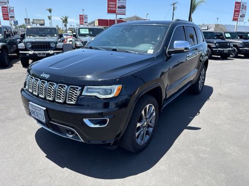 Used 2018 Jeep Grand Cherokee Overland RWD image 1