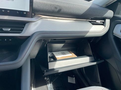 New 2026 Ford Explorer Active AWD/4WD image 28