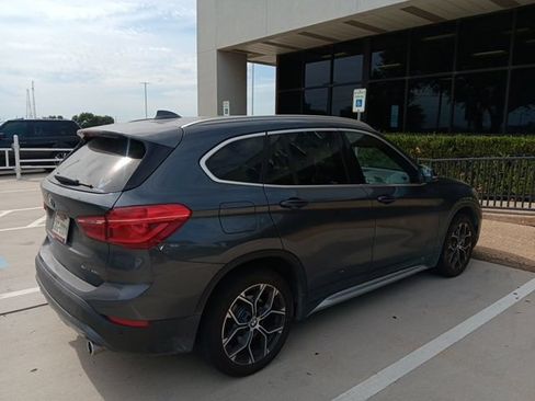 Used 2021 BMW X1 sDrive28i w/ Convenience Package FWD image 4