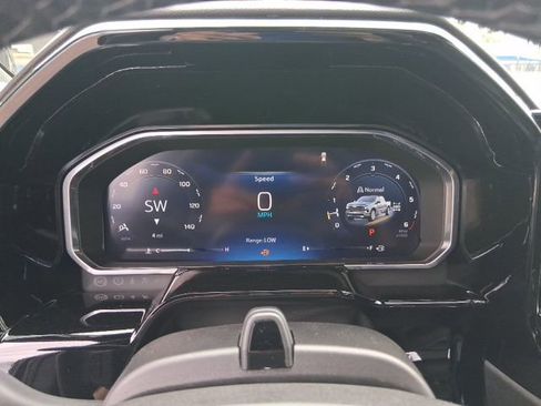 New 2026 Chevrolet Silverado 1500 High Country AWD/4WD image 8