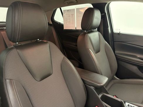 Used 2024 Buick Encore GX Preferred FWD image 34