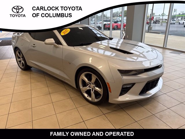Used 2017 Chevrolet Camaro SS RWD image 6