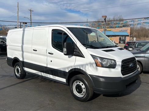 Used 2016 Ford Transit 250 130 Low Roof image 2