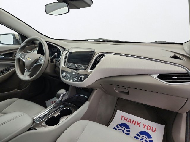 Used 2025 Chevrolet Malibu LT FWD image 28