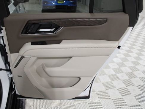 New 2026 GMC Yukon Denali w/ Denali Reserve Package AWD/4WD image 31