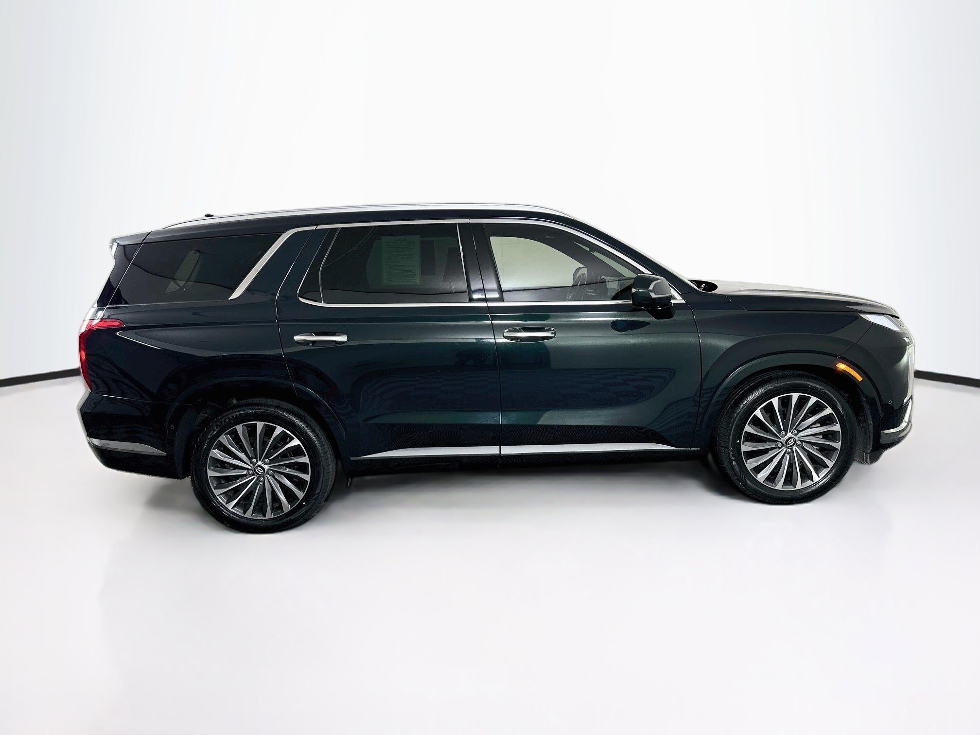 Used 2024 Hyundai Palisade Calligraphy AWD/4WD image 10