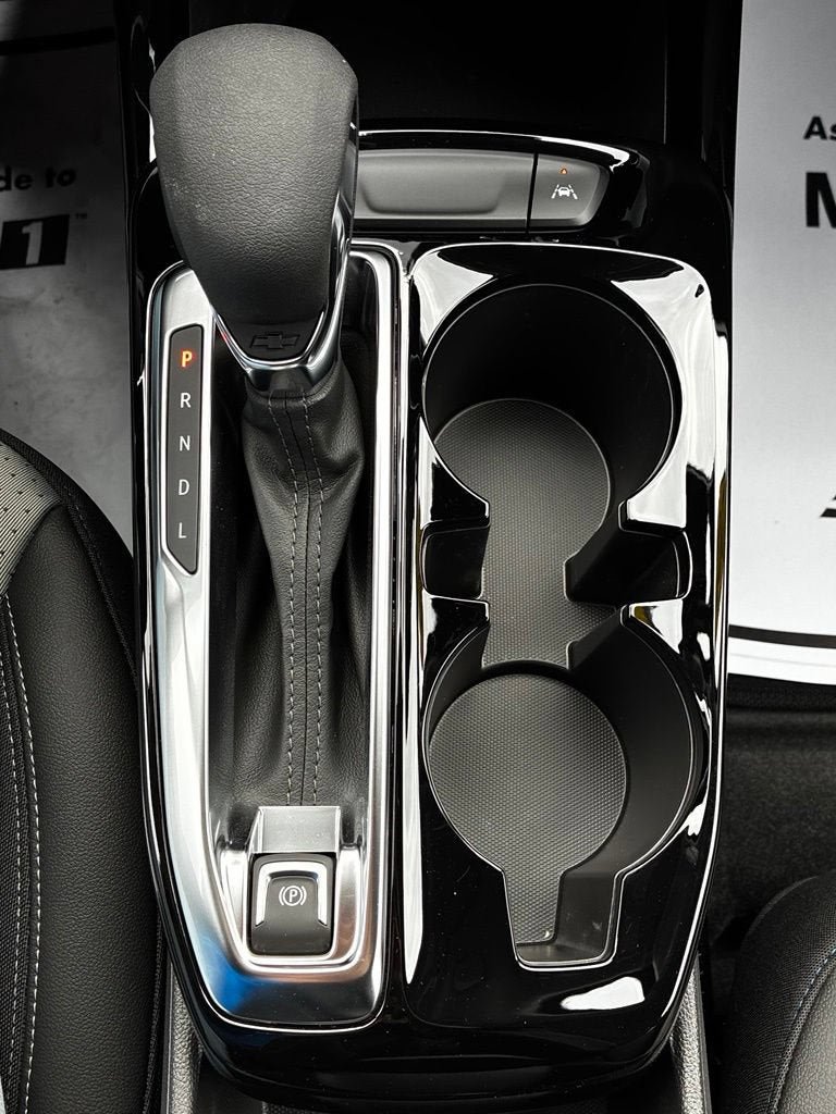 New 2026 Chevrolet Trax LT w/ LT Convenience Package FWD image 15