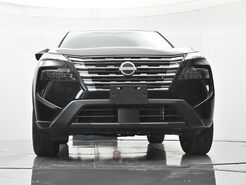 Certified 2024 Nissan Rogue SV FWD image 36