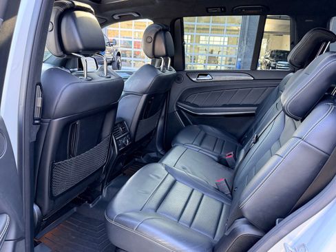 Used 2019 Mercedes-Benz GLS 63 AMG 4MATIC w/ AMG Night Styling Package image 18