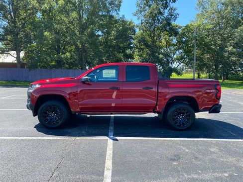 New 2026 Chevrolet Colorado W/T w/ WT Custom Package AWD/4WD image 4