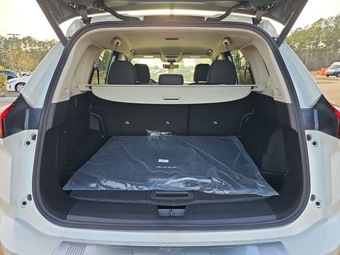 New 2026 Nissan Rogue SV FWD image 16