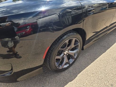 Used 2019 Dodge Charger R/T RWD image 11