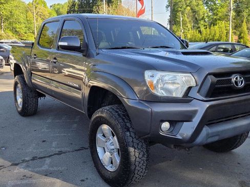 Used 2013 Toyota Tacoma PreRunner w/ TRD Sport Pkg image 3