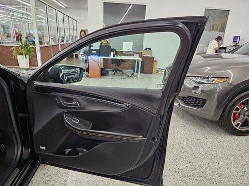 Used 2019 Chevrolet Impala Premier w/ Premier Confidence Package FWD image 33