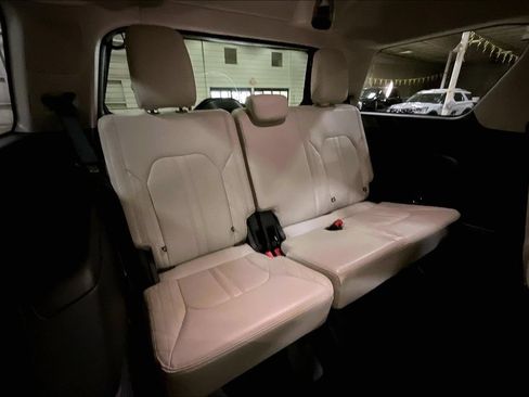 Certified 2020 Ford Expedition Platinum AWD/4WD image 27