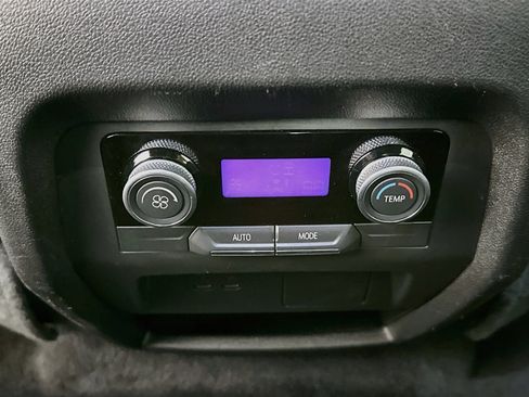 Used 2025 Buick Enclave Preferred FWD image 26