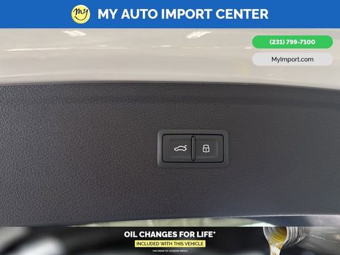 Used 2025 Audi Q5 e Premium Plus AWD/4WD image 30
